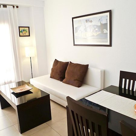 Apartamentos Carolina 토레몰리노스 객실 사진