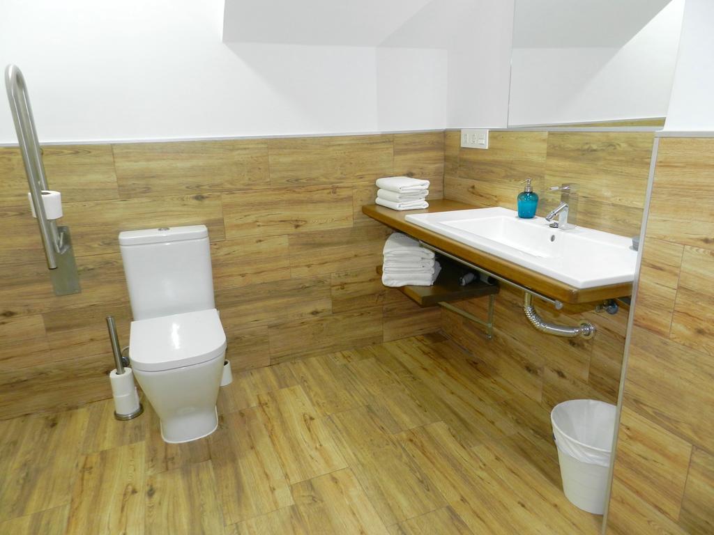 Apartamentos Carolina 토레몰리노스 외부 사진