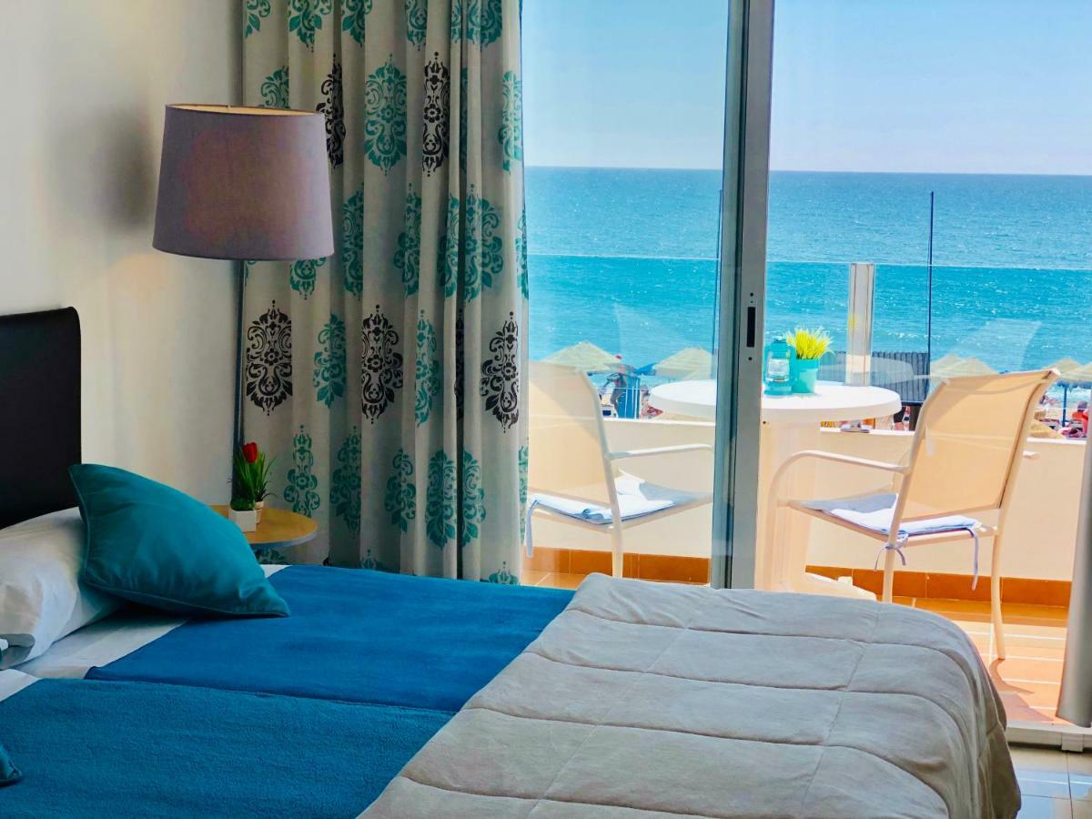 Apartamentos Carolina 토레몰리노스 외부 사진